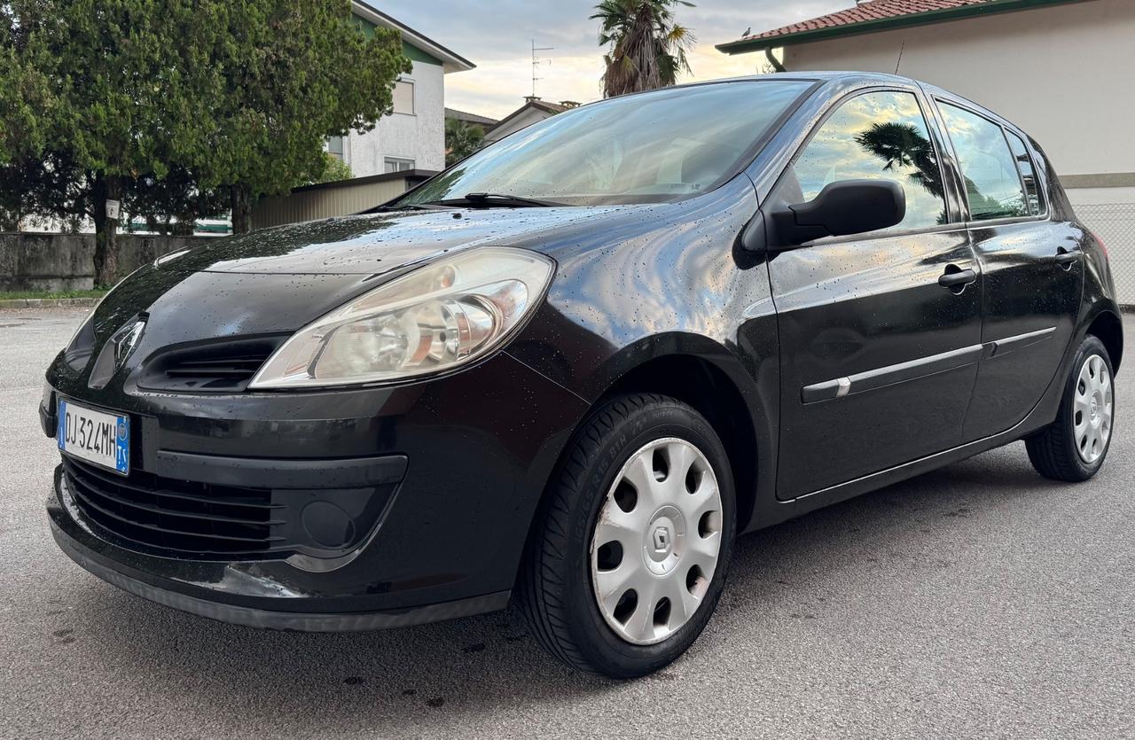 Renault Clio con soli 53.000km