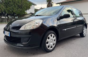 Renault Clio con soli 53.000km