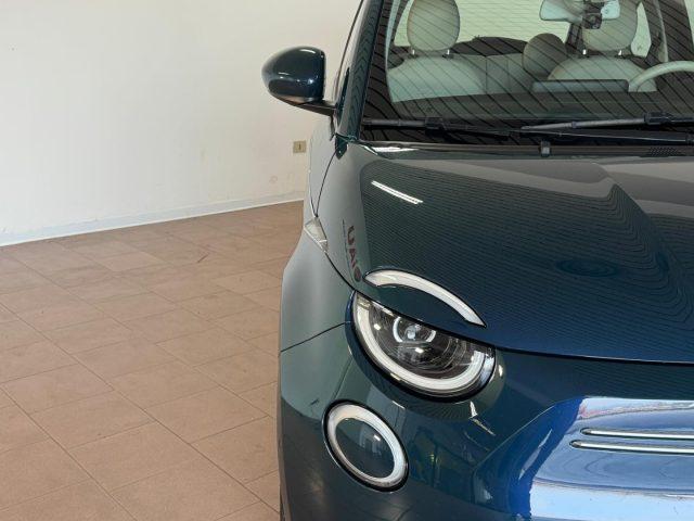 FIAT 500e 42kWh La Prima Unicoprop. 320km di Autonomia