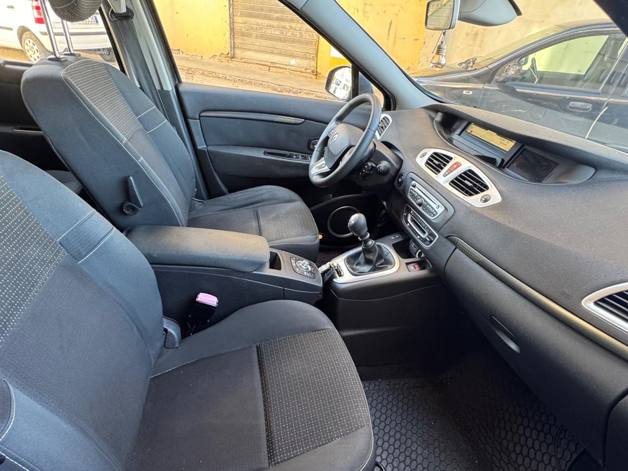 Renault Scenic Scénic X-Mod 1.5 dCi 110CV Dynamique