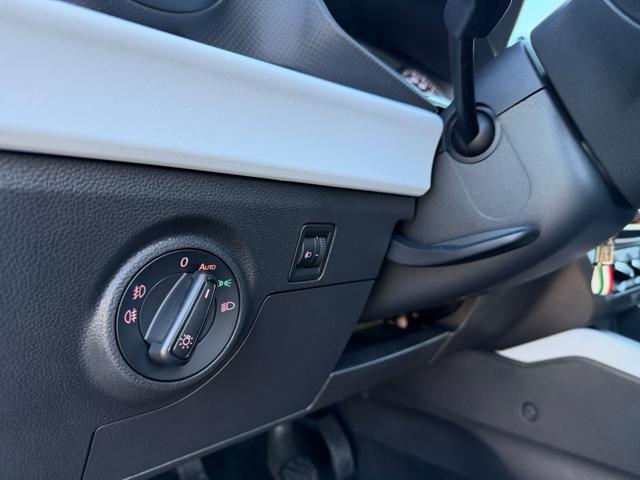 SEAT Arona TSI STYLE+NAVI CARPLAY WIFI APPLE&ANDROID+PDC