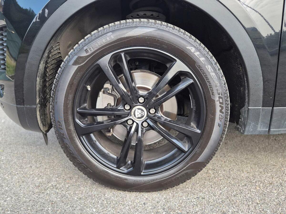 Jaguar E-Pace 2.0d i4 SE awd 150cv auto my19