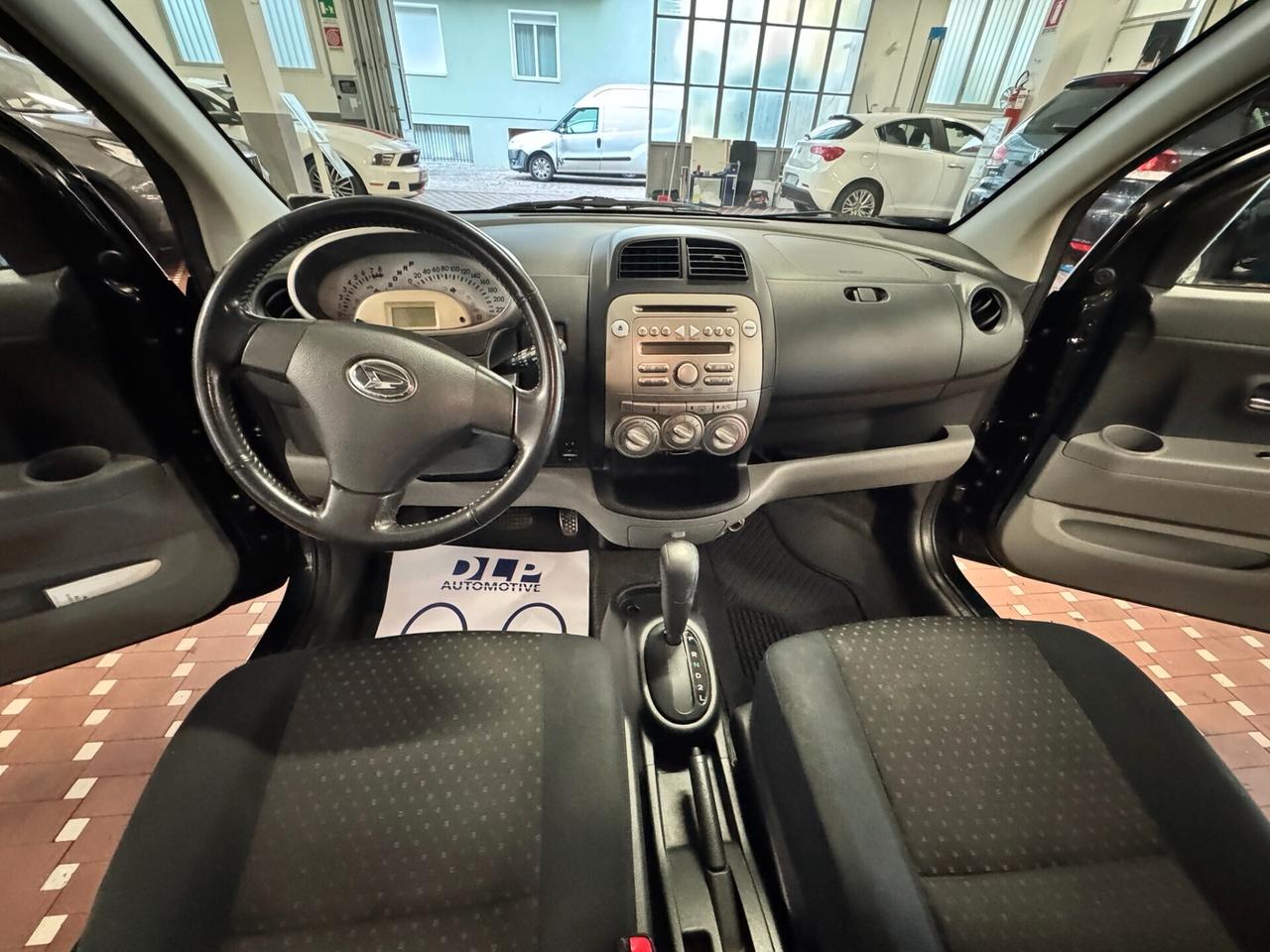 Daihatsu Sirion 1.3 Taka A/T 4WD - CAMBIO AUTOMATICO
