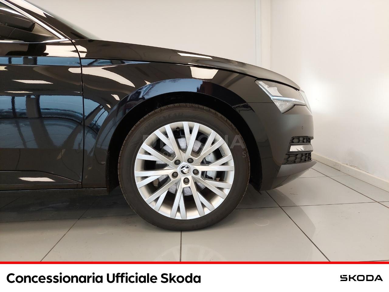Skoda Superb wagon 2.0 tdi evo executive 150cv dsg
