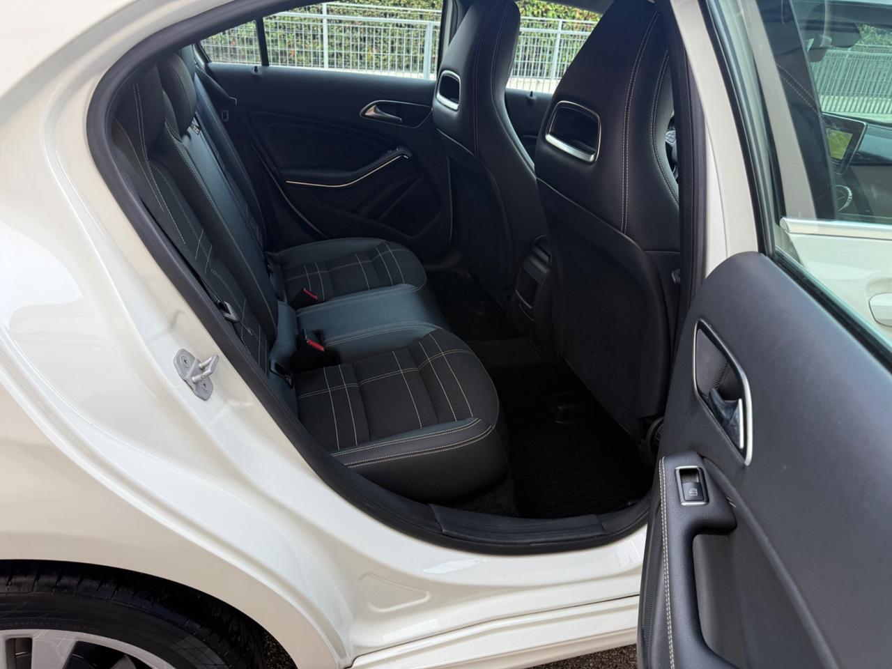 Mercedes-benz A 180 d Sport Automatica