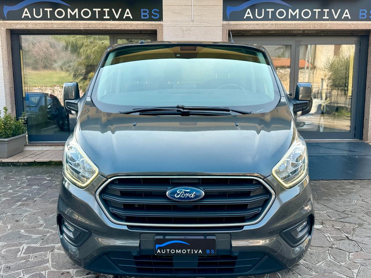 Ford Transit Custom 300 2.0 TDCi 130 PC Furgone Titanium