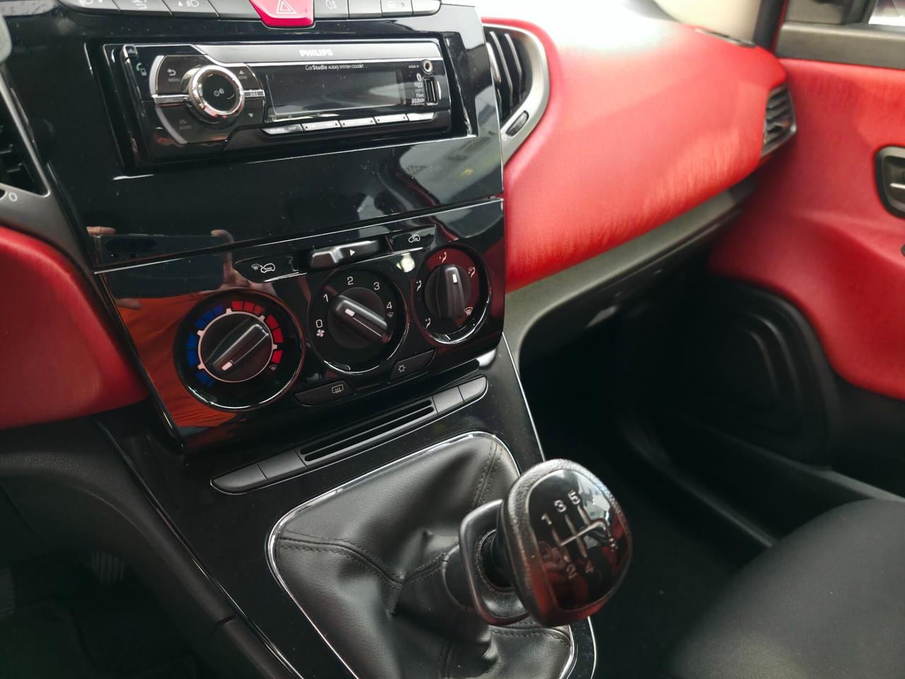 Lancia Ypsilon (AUTO IN ARRIVO)