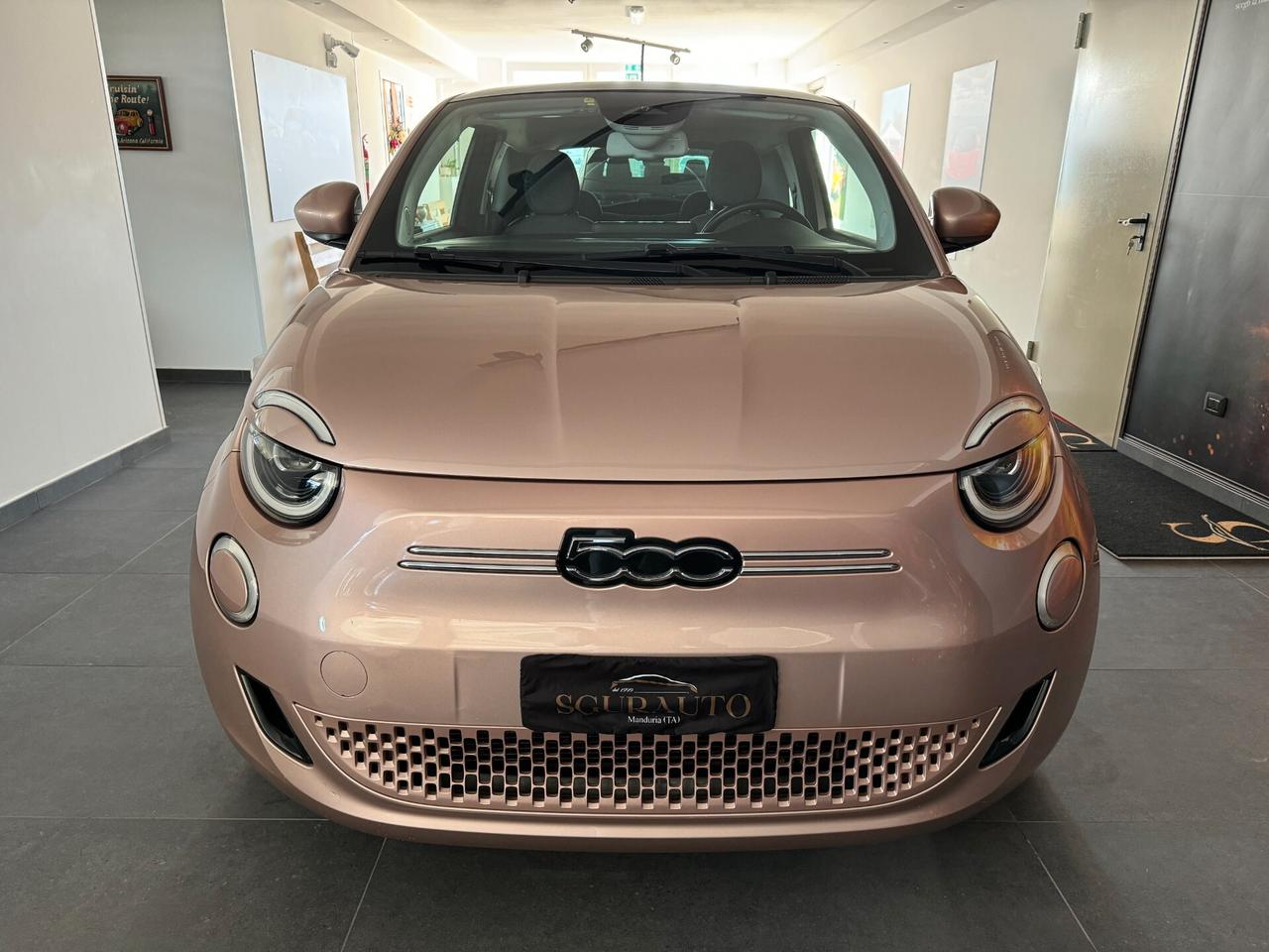 FIAT 500E 42 KWH 118CV ICON 2021