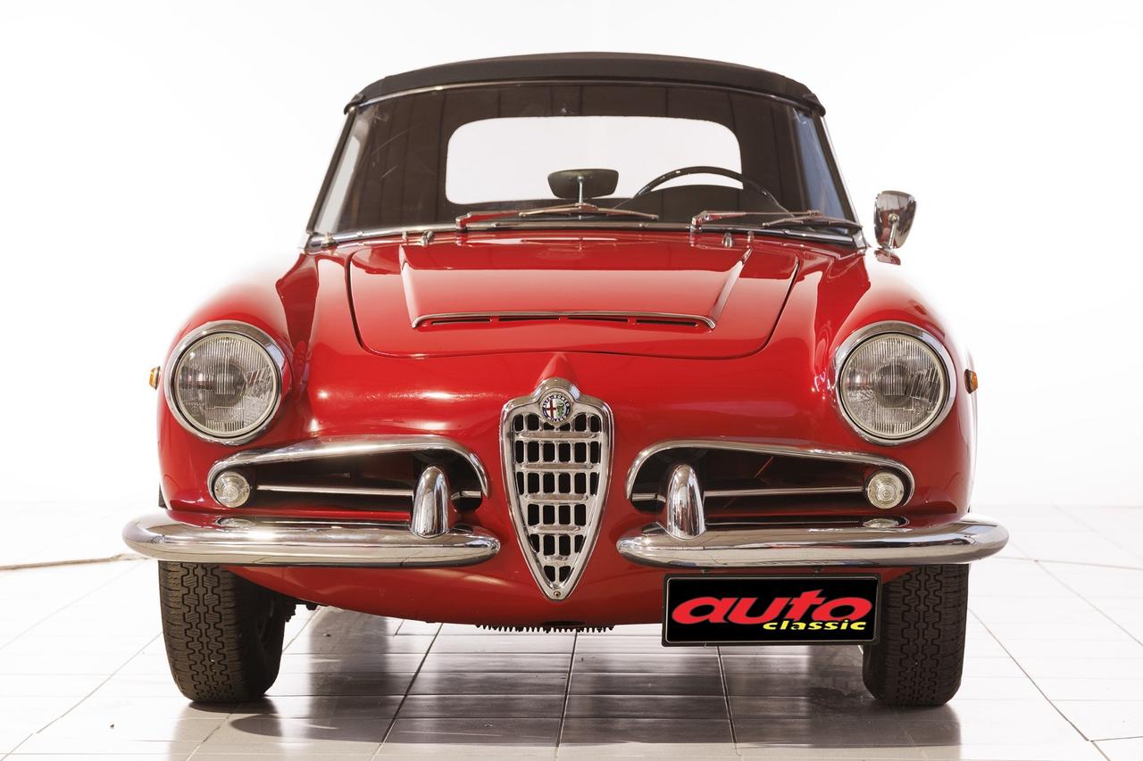 Alfa Romeo Giulia 1600 Spider Veloce