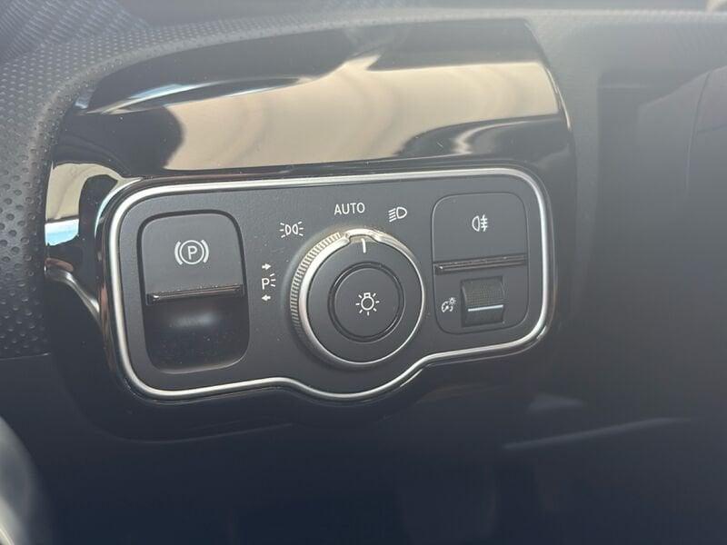 Mercedes-Benz Classe A A 180 Progressive Advanced