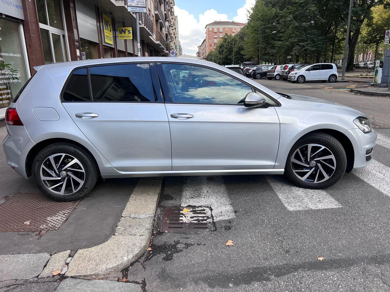 Volkswagen Golf Trendline 1.6 TDI BlueMotion #6607