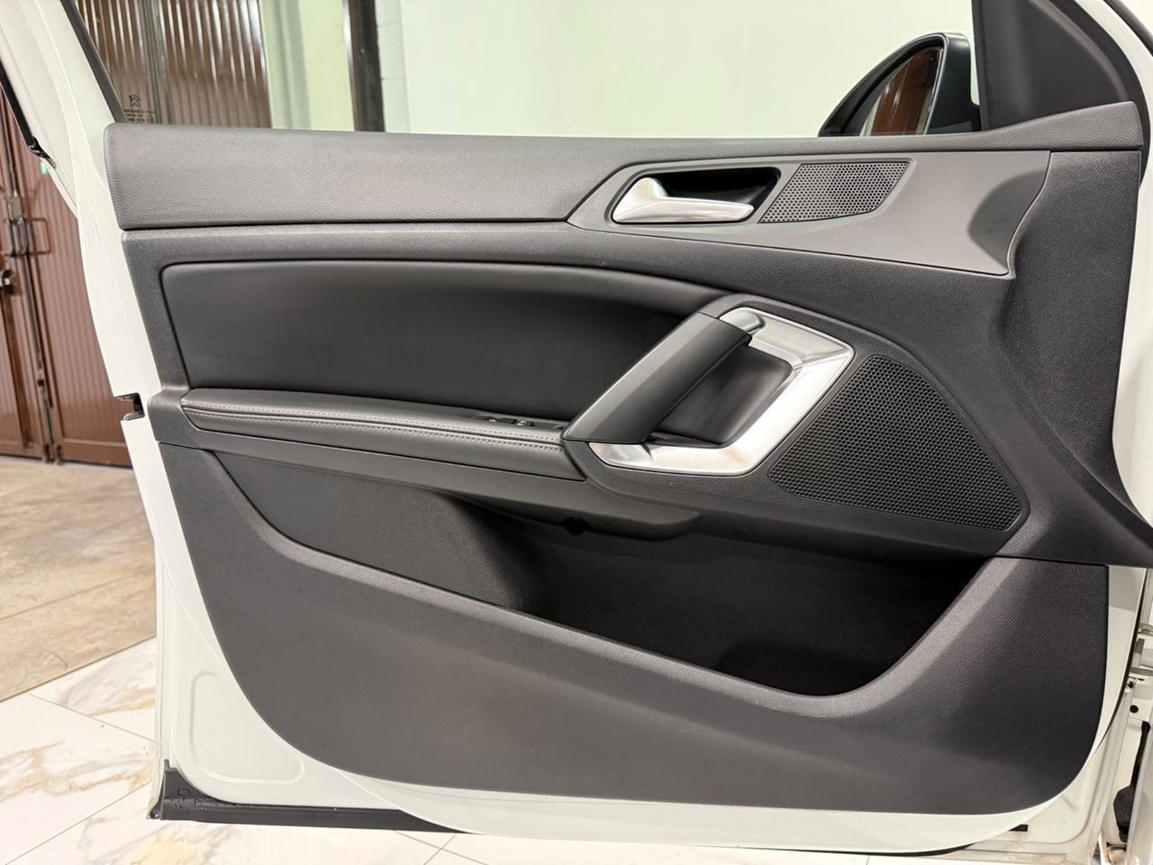 Peugeot 308 BlueHDi 120 S&S EAT6 Allure