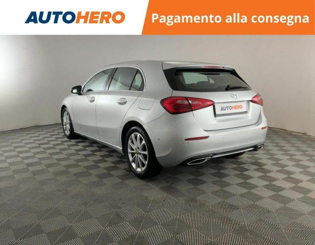 MERCEDES-BENZ A 200 Sport