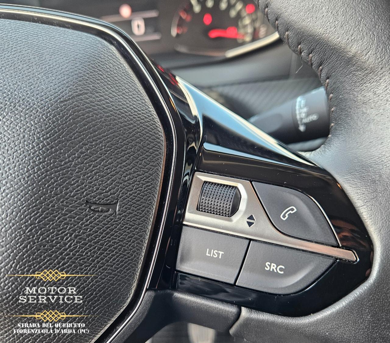 Peugeot 2008 PureTech 100 S&S Active Pack