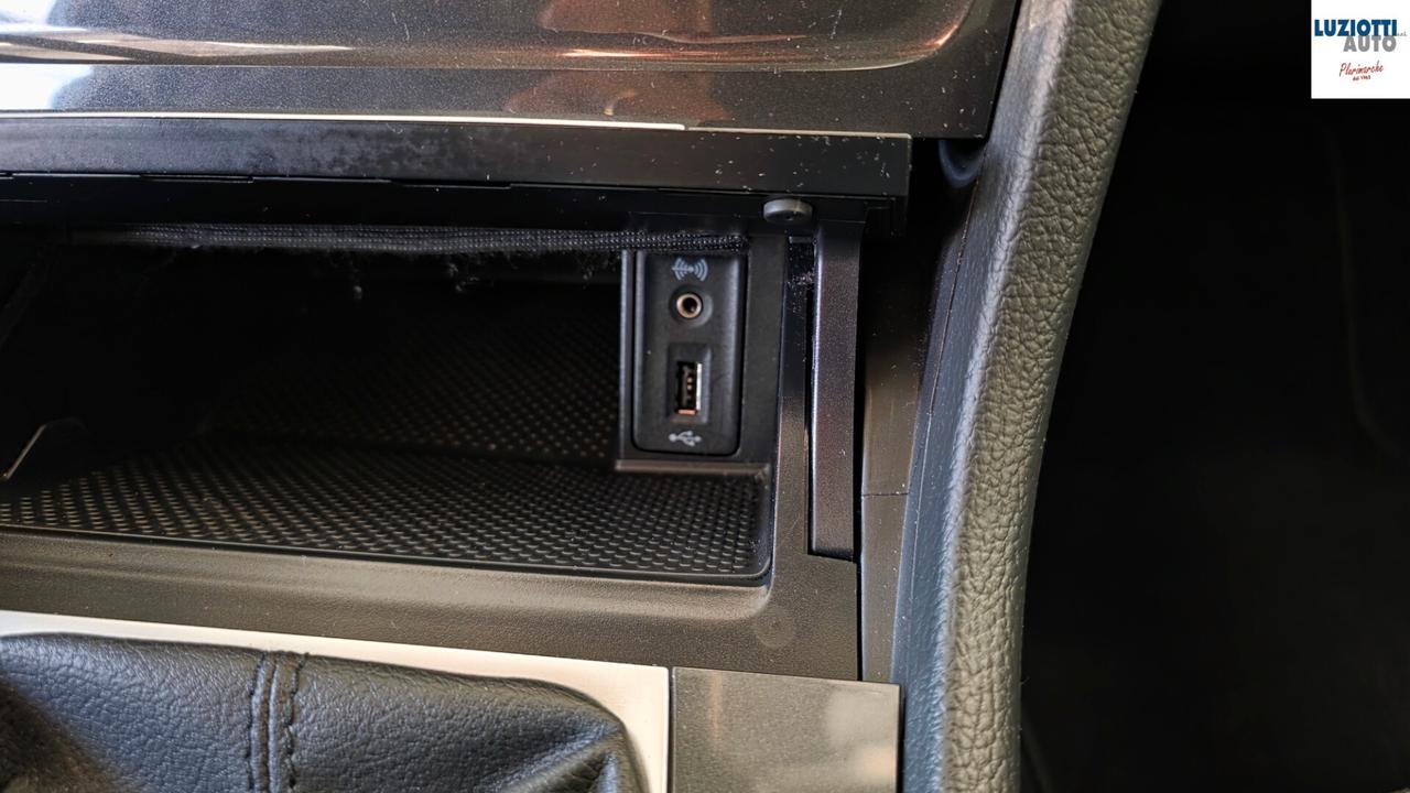 Volkswagen Golf 1.4 TGI BUSINESS - UNICO PROPRIETARIO