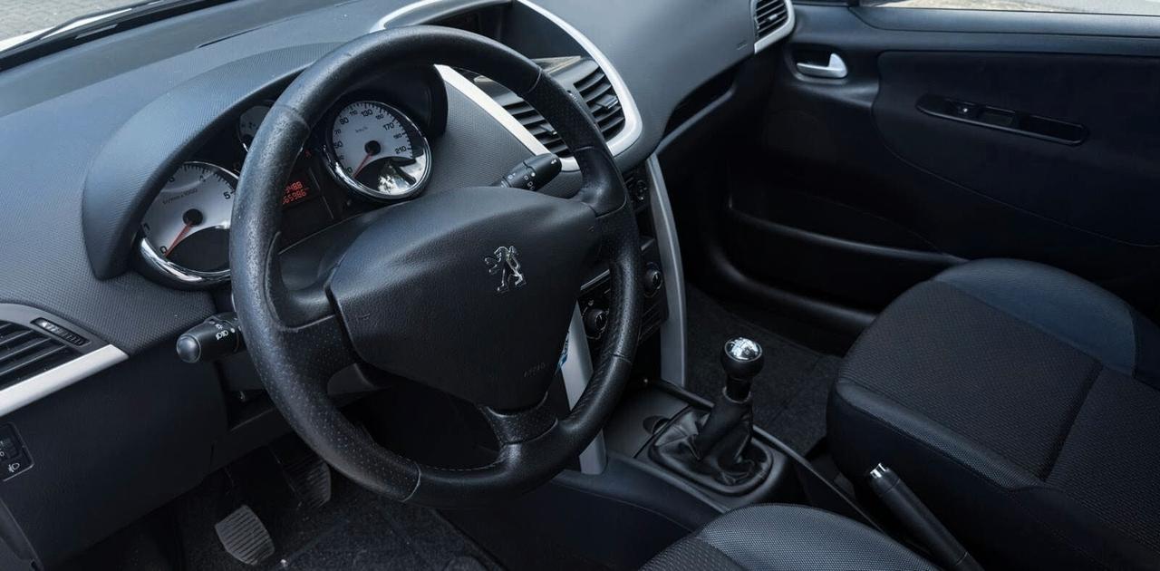 Peugeot 207 1.6 "65.000 KM" HDi 93CV SW Ciel Allure