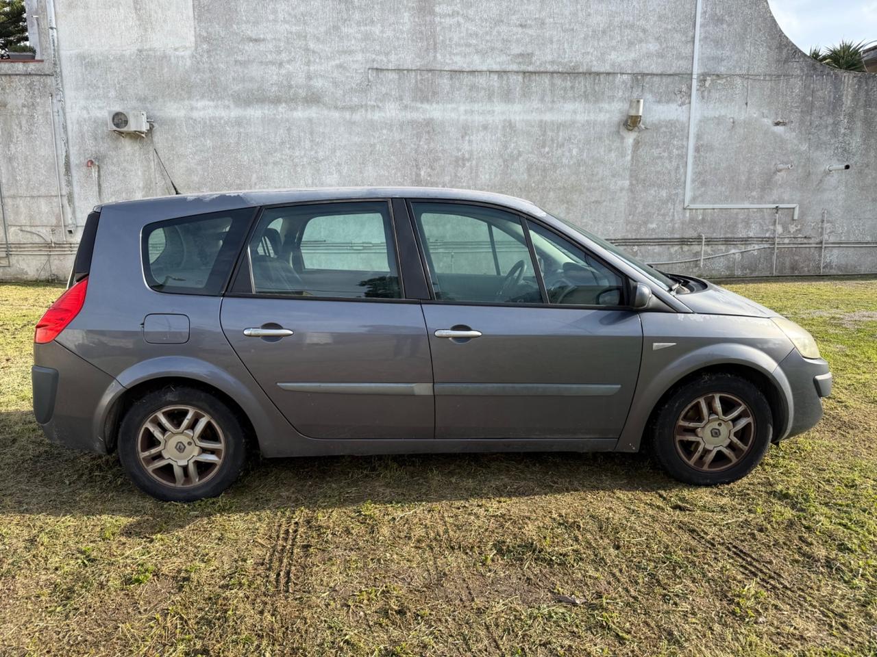 Renault Scenic Scénic 1.5 dCi/105CV 7 POSTI