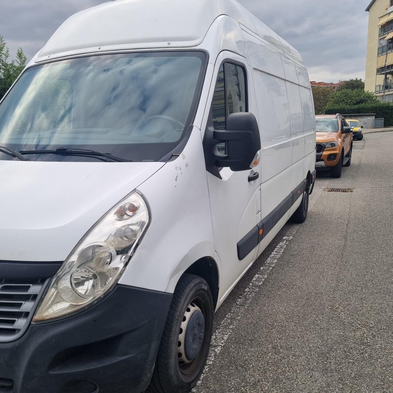 Renault master