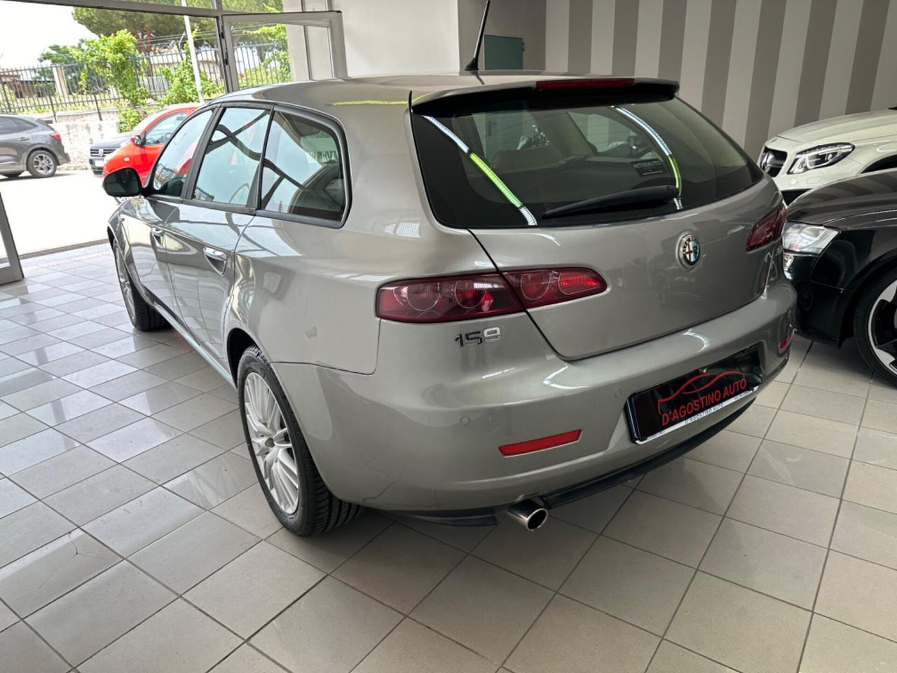 Alfa Romeo 159 2.0 JTDm Sportwagon Distinctive