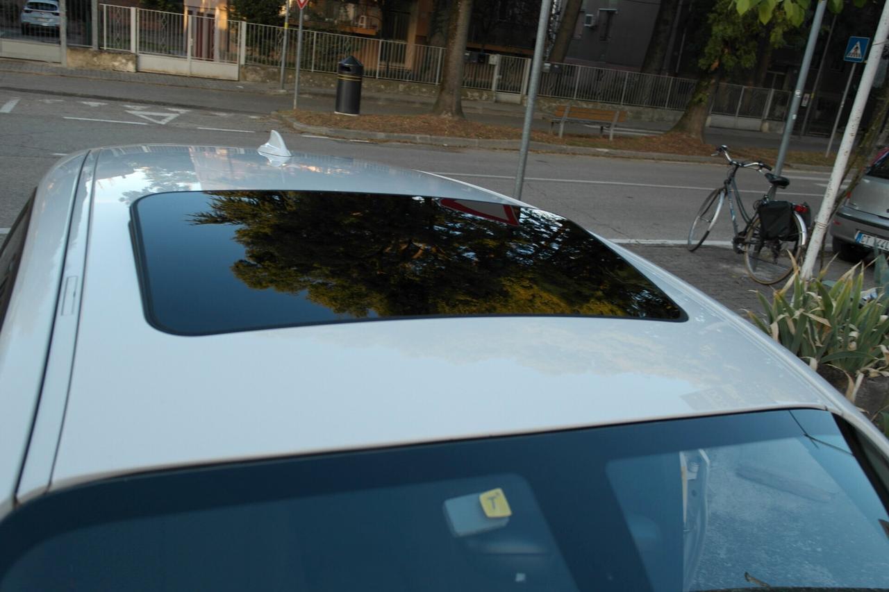 Bmw 118 118d 5p. Msport