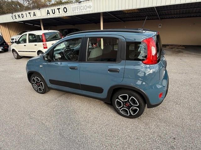 Fiat Panda 1.0 FireFly S&S Hybrid City Cross