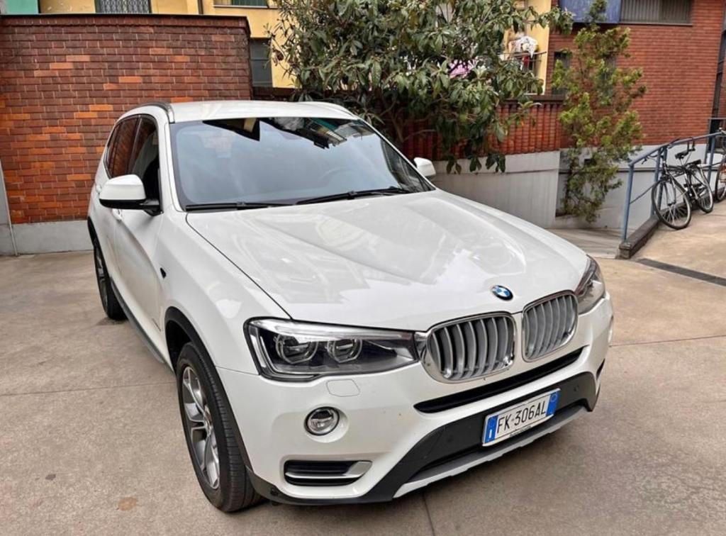 BMW - X3 - xDrive20d xLine