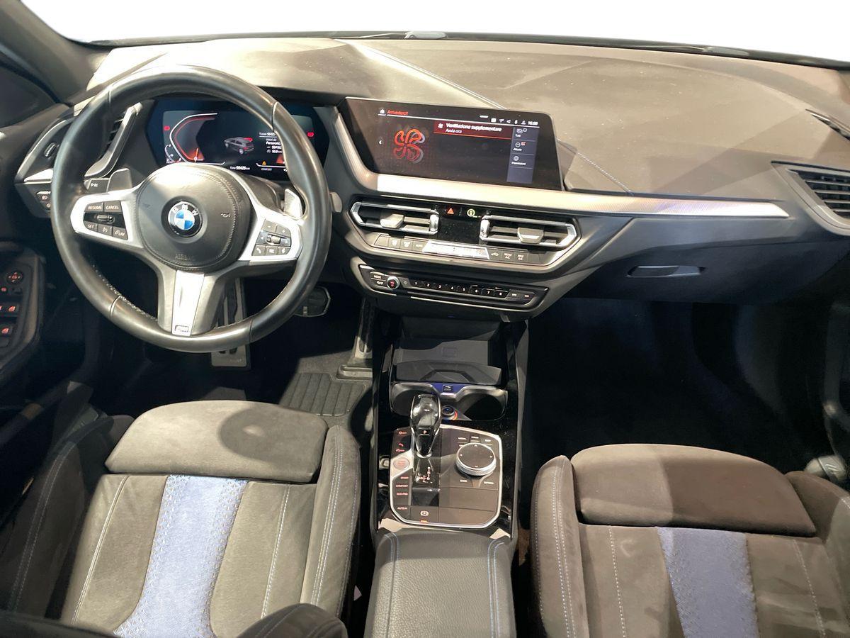 BMW Serie 1 F40 - 118d Msport auto