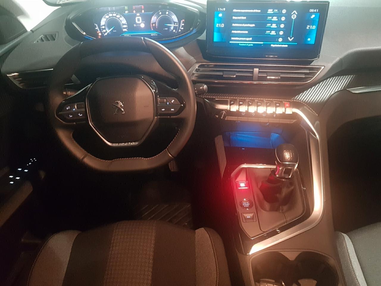 Peugeot 3008 BlueHDi 130cv Navy Led Rcam Clima aut. Sensori
