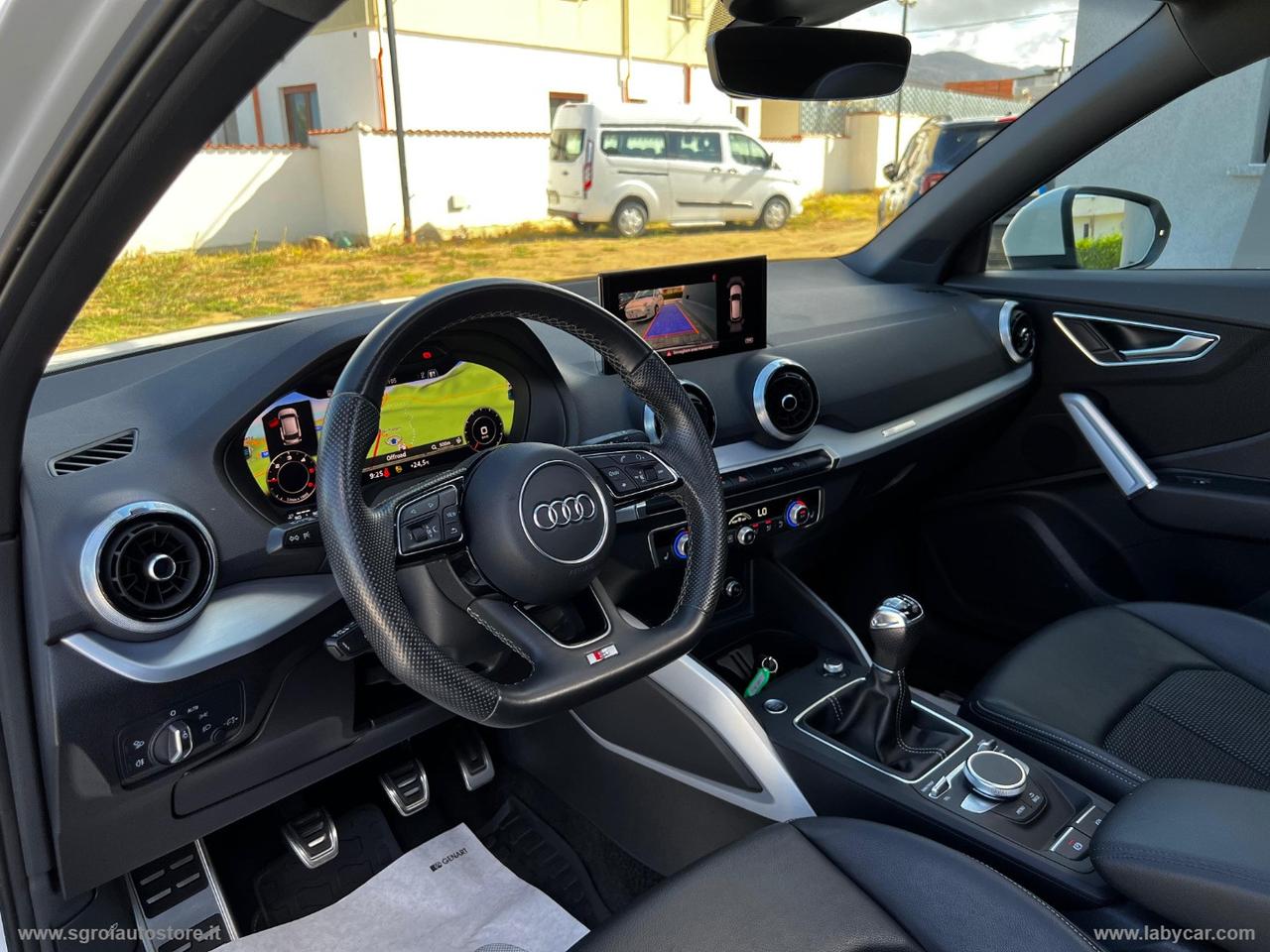 AUDI Q2 30 TDI S line Edition