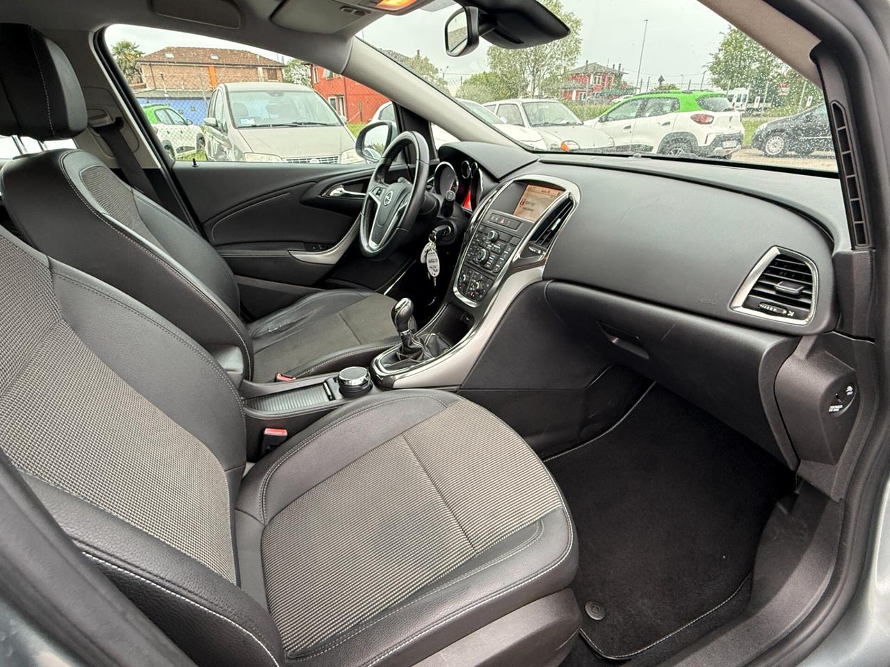 Opel Astra 1.7 CDTI 125CV 5 porte Cosmo
