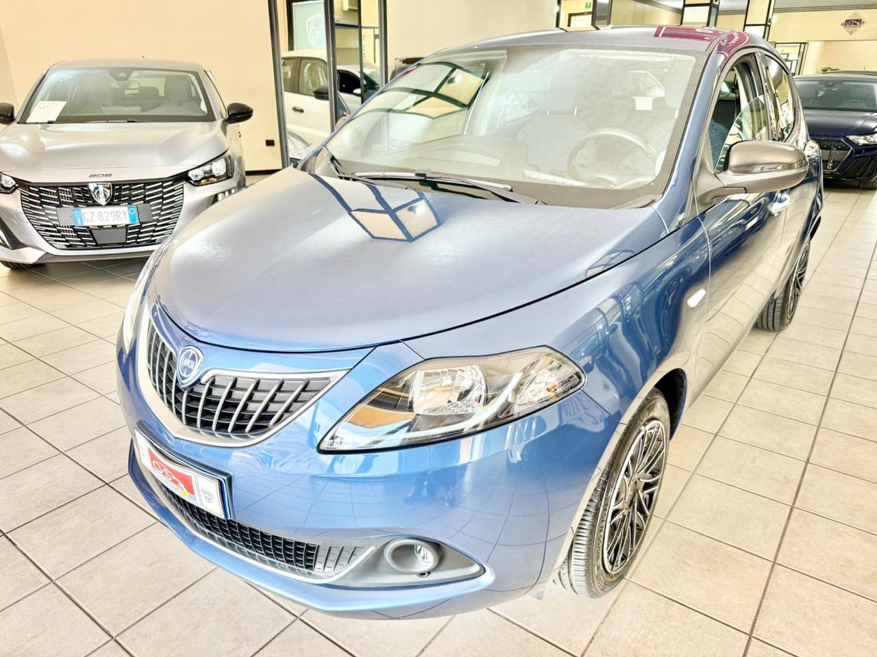 Lancia Ypsilon 1.0 FireFly 5 porte S&S Hybrid Gold