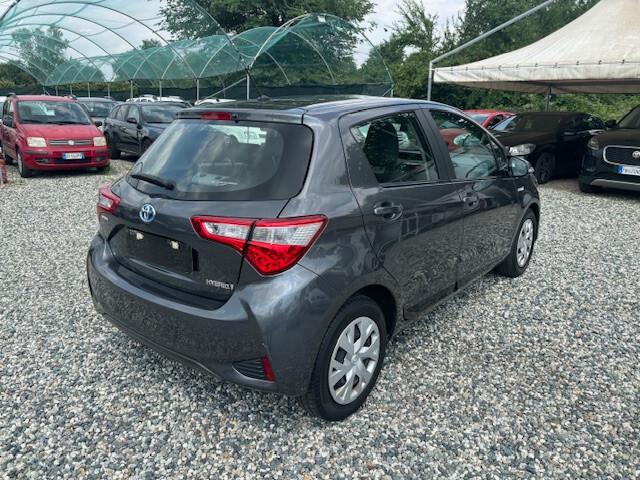 Toyota Yaris 1.5 Hybrid 5 porte Cool