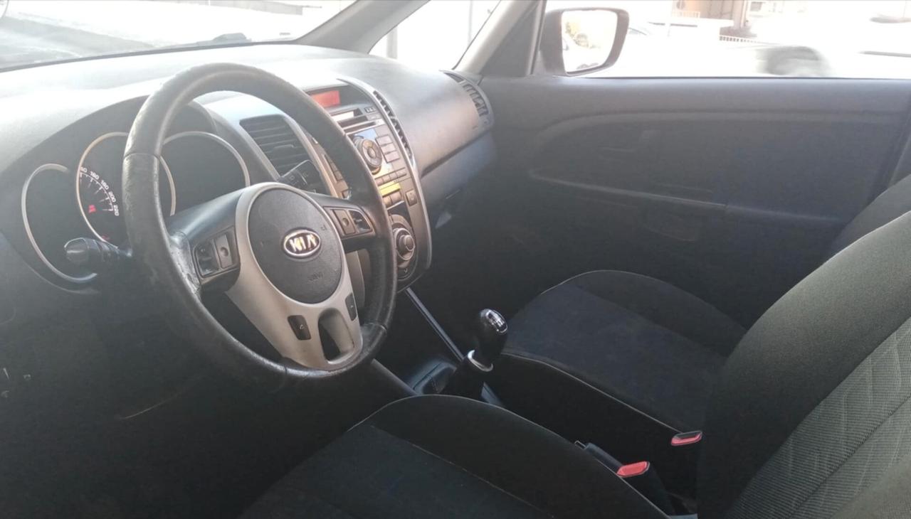 Kia Venga 1.4 CRDi 90CV Cool