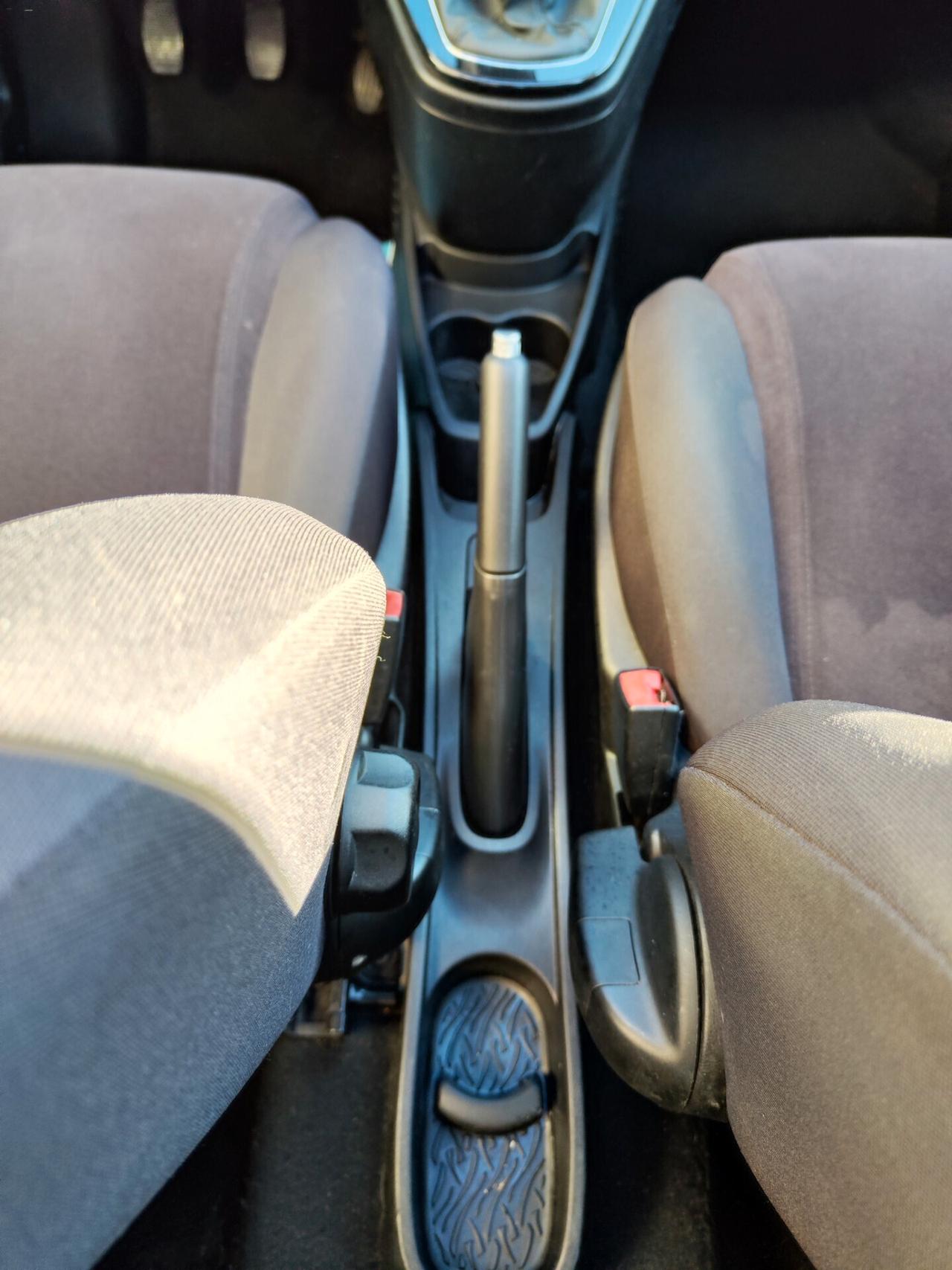 Lancia Ypsilon 1.2 69 CV 5 porte S&S Gold