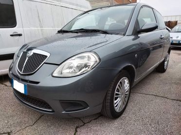 Lancia Ypsilon 1.4 Oro Giallo