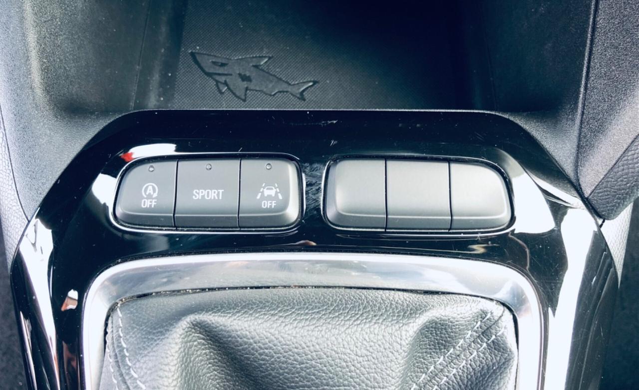 Opel Corsa GS tetto nero 1.2 100 CV PACK CONF