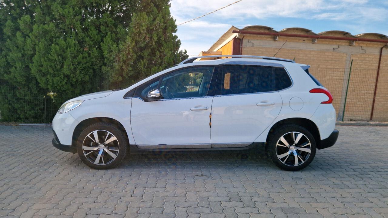 Peugeot 2008 BlueHDi 120 S&S Féline 2015