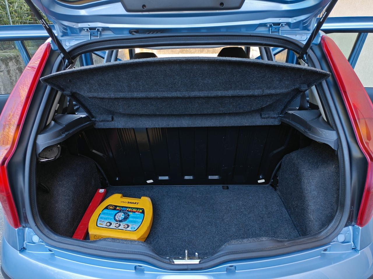 Fiat Punto 1.2 BENZINA 60cv / 33.000km / Unipro