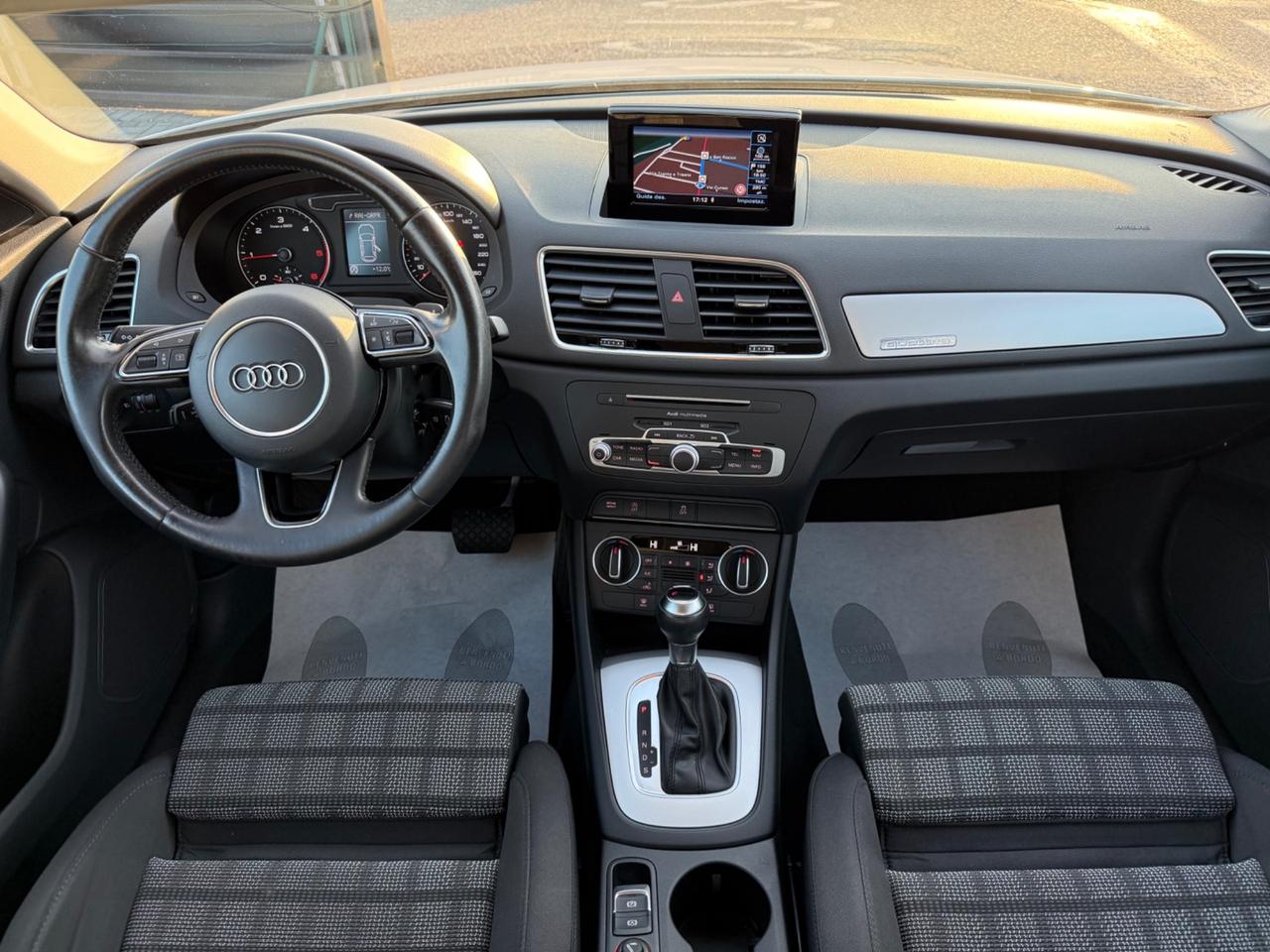 Audi Q3 2.0TDI 150CV quattro S tronic Sport