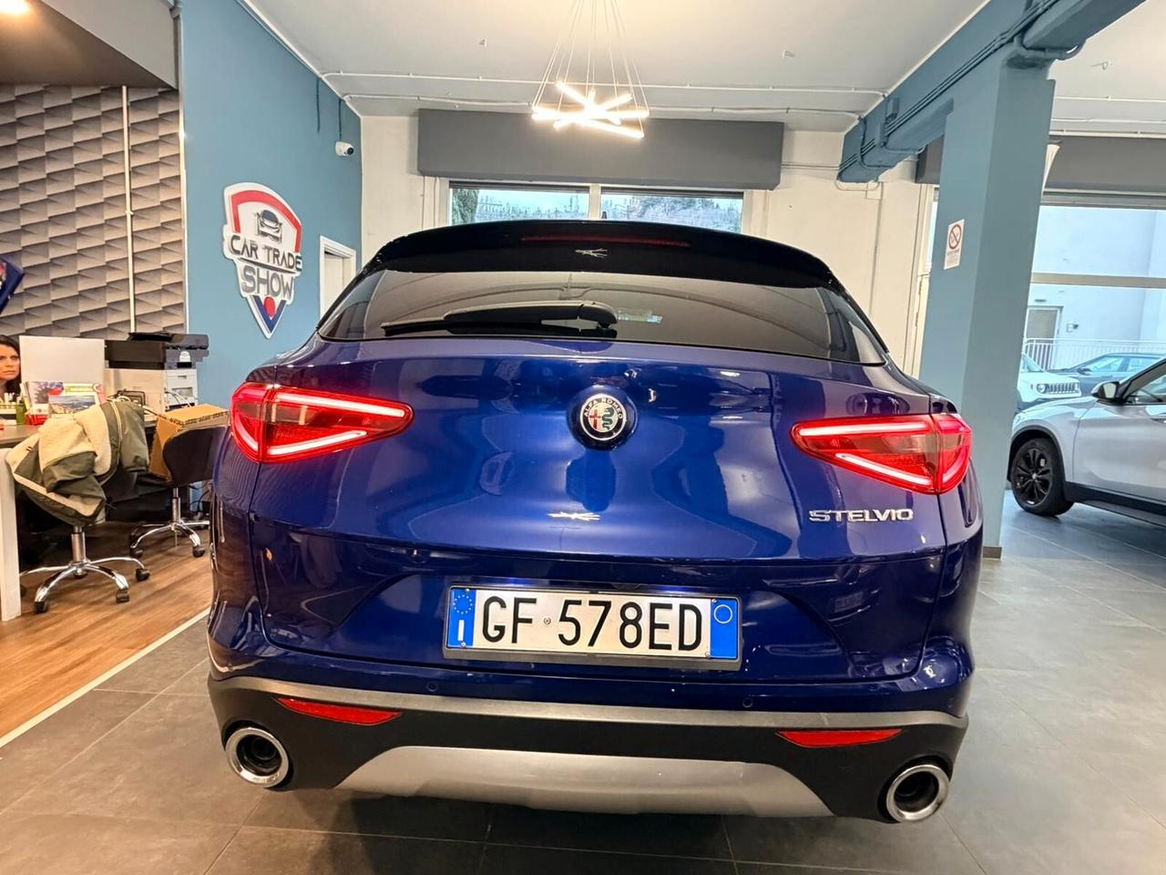 Alfa Romeo Stelvio 2.2 Turbodiesel 160 CV AT8 RWD Business 2021