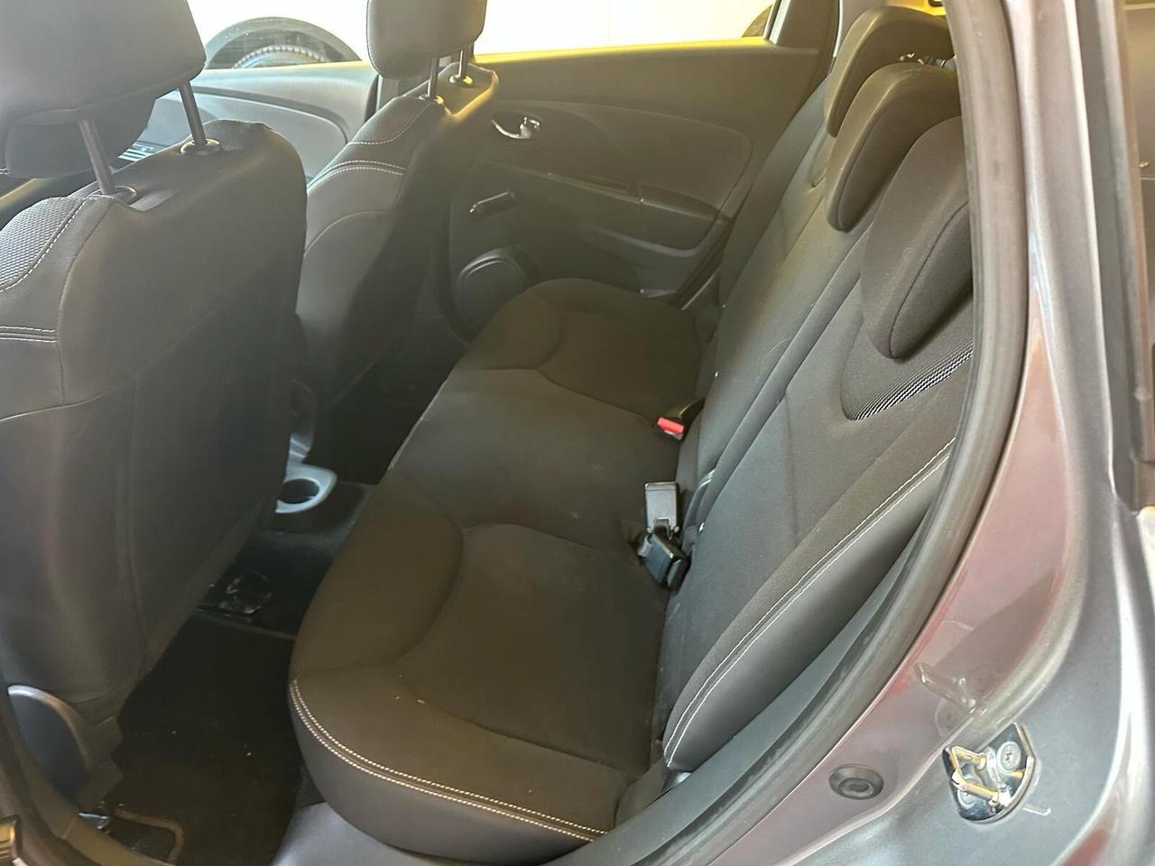 Renault Clio 1.5cc diesel 12 mesi garanzia-2014