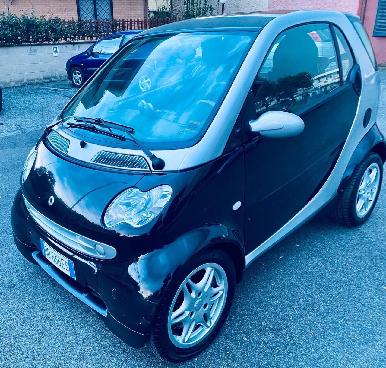 Smart ForTwo 700 coupé passion (45 kW)