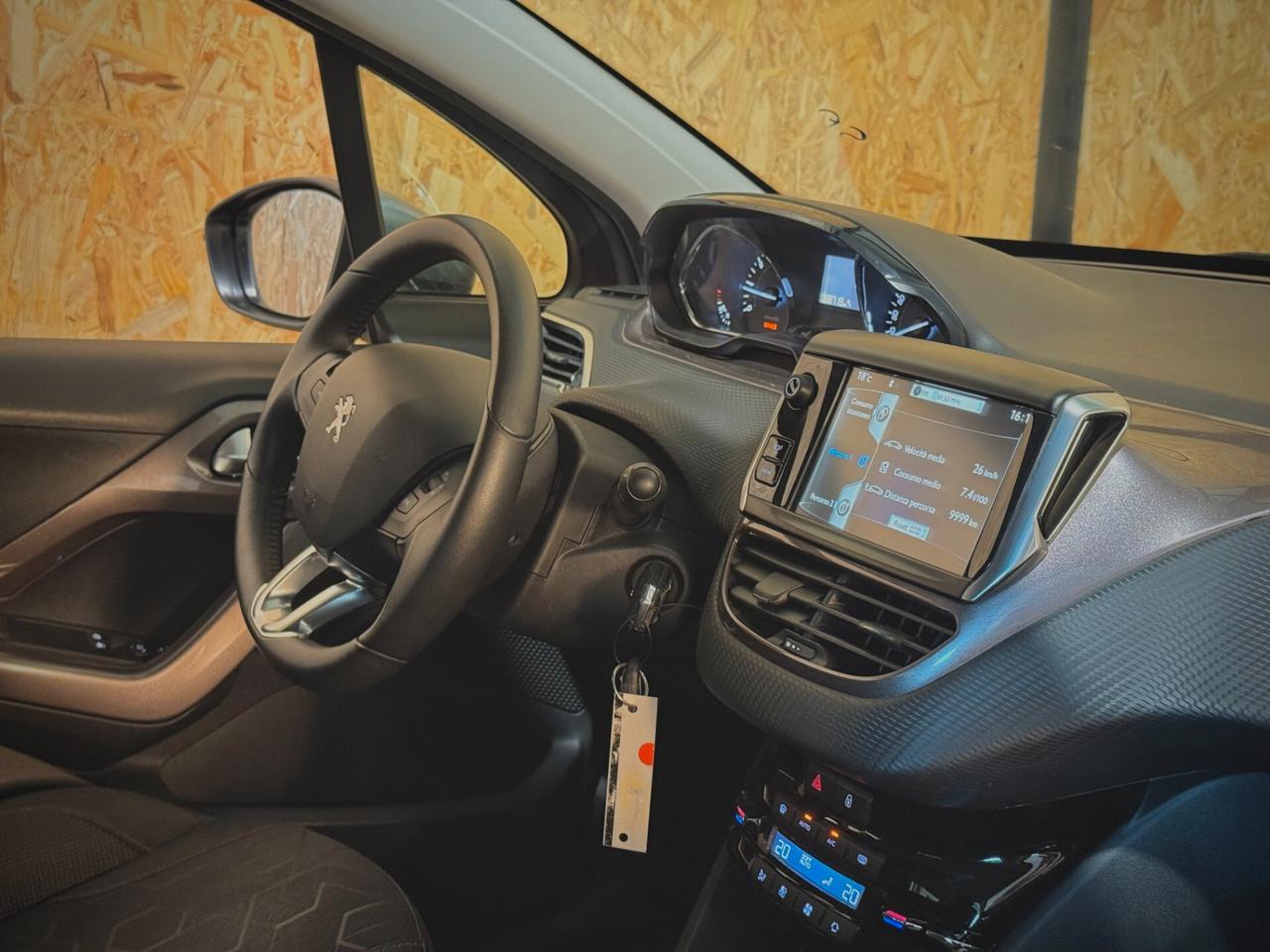 Peugeot 2008 1.2 VTi 82CV Active - NEOPATENTATI