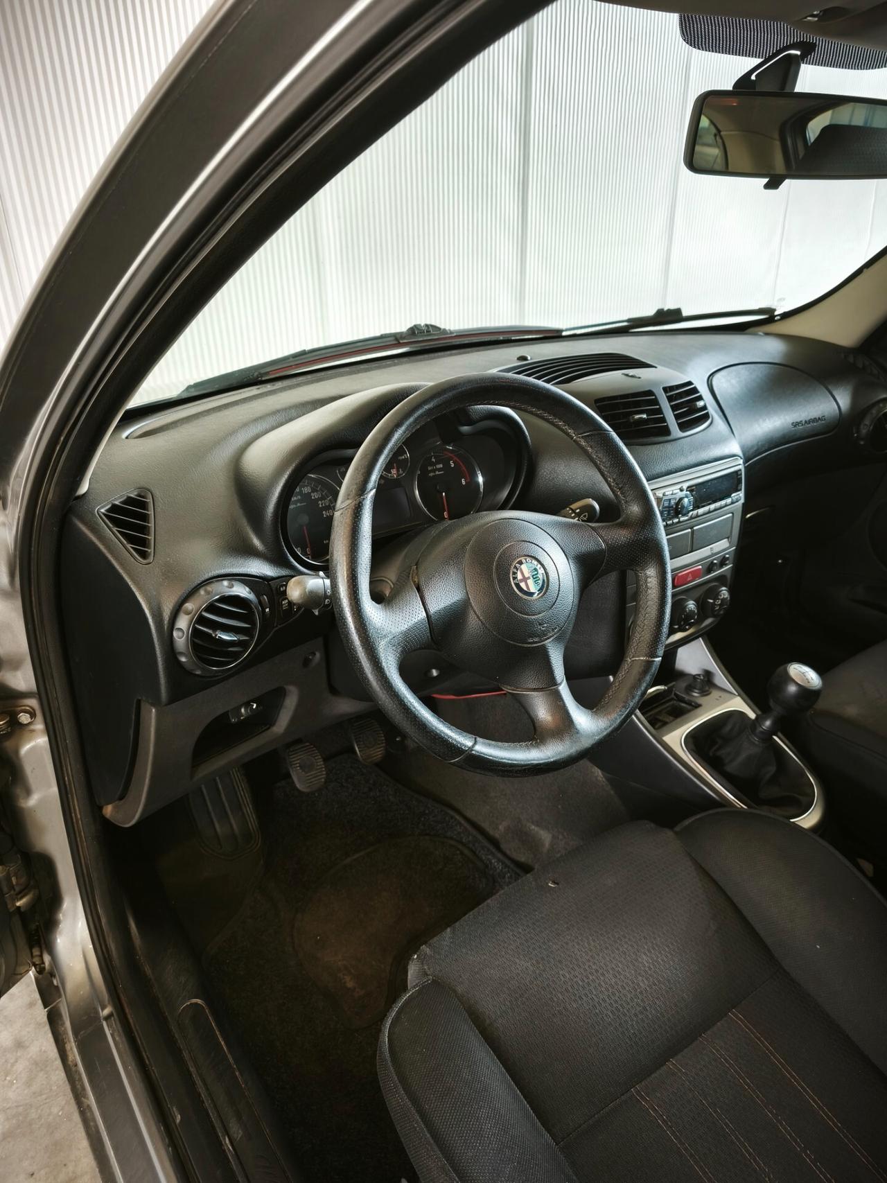 Alfa Romeo 147 1.9 JTD M-JET 16V 5 porte