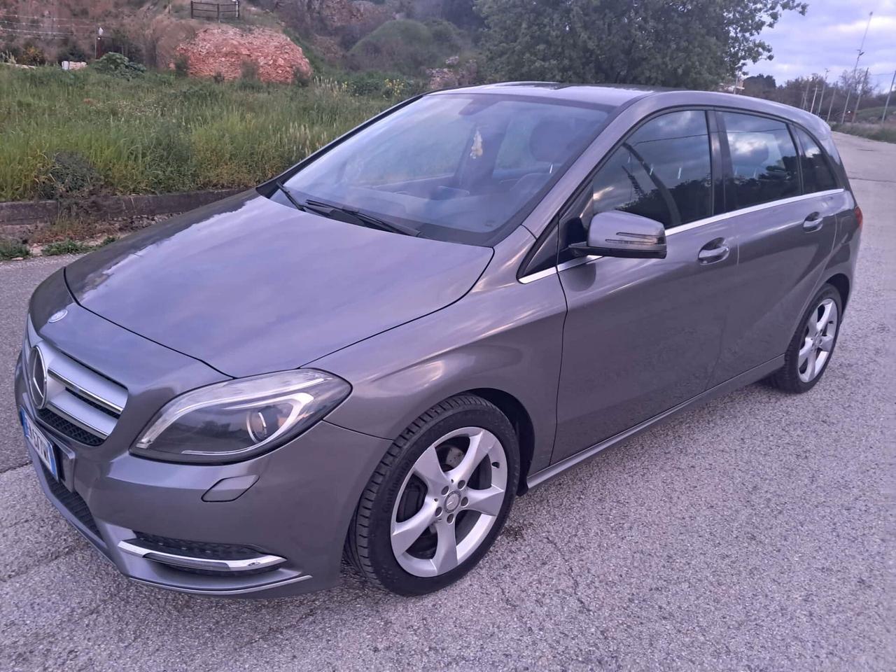 Mercedes-benz B 180 CDI BlueEFFICIENCY Premium
