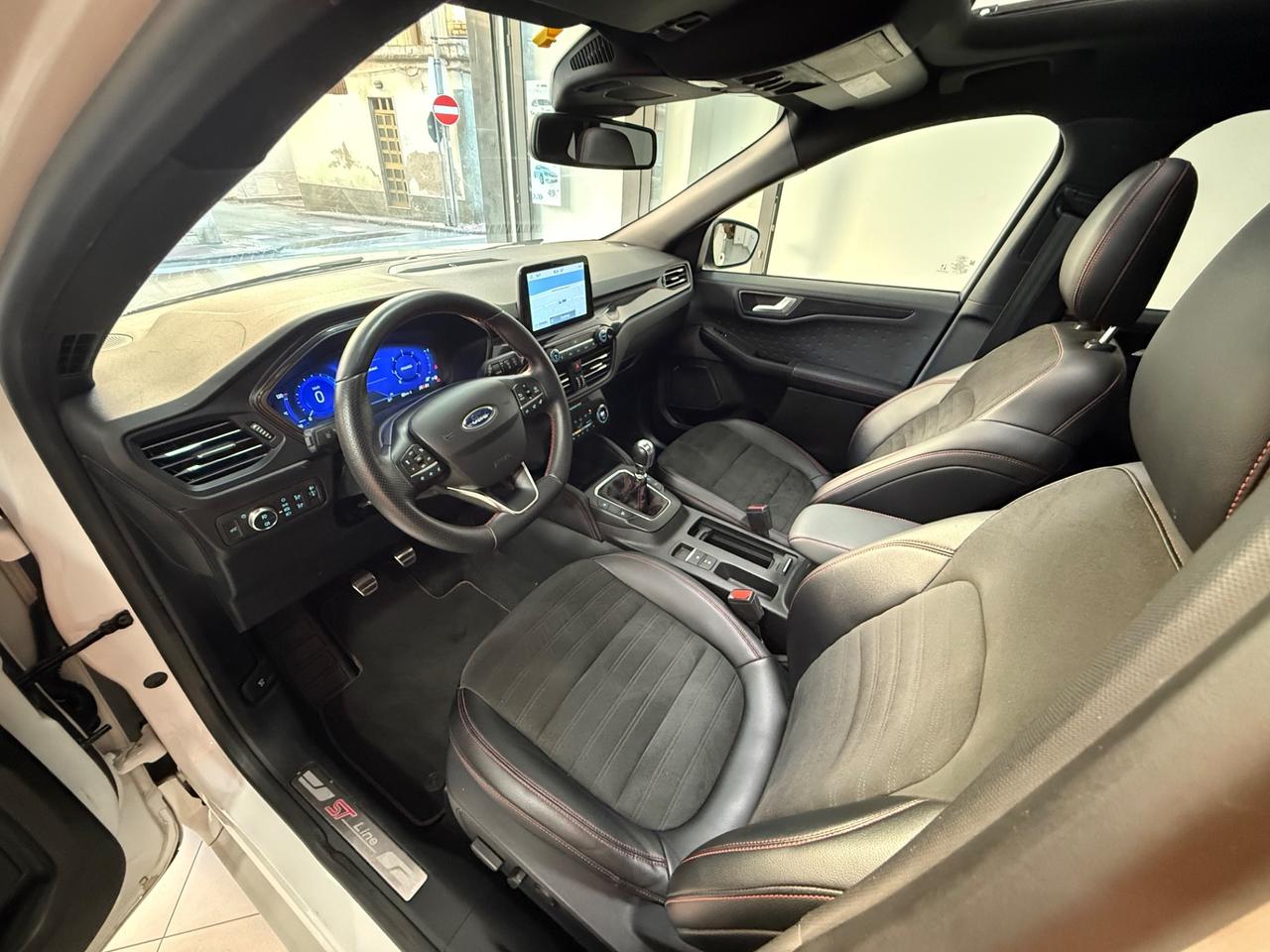 Ford Kuga 2.0 EcoBlue Hybrid 150 CV 2WD ST-Line