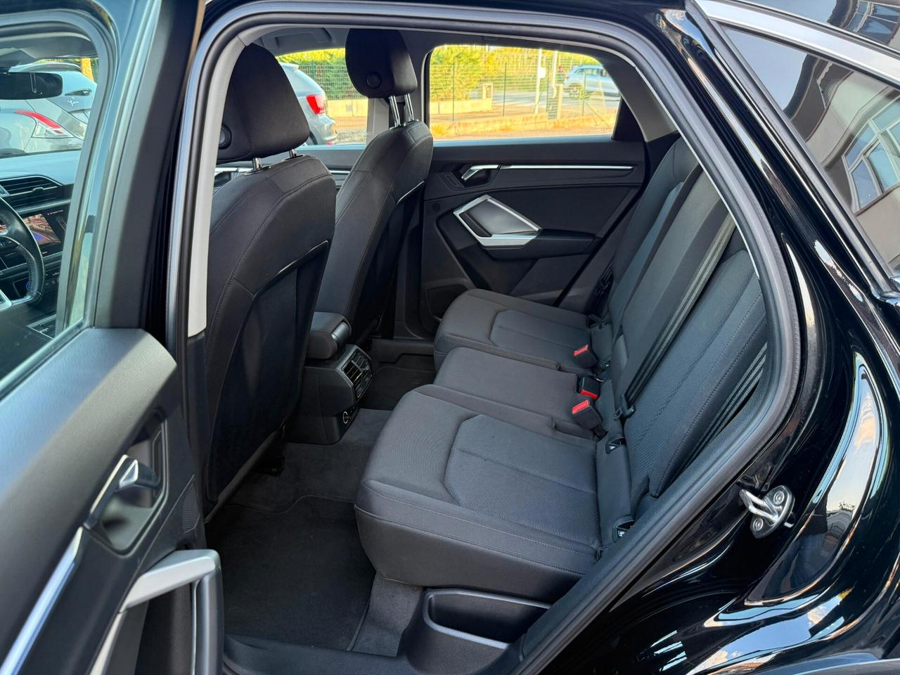 Audi Q3 SPB 35 TDI S tronic Business Plus