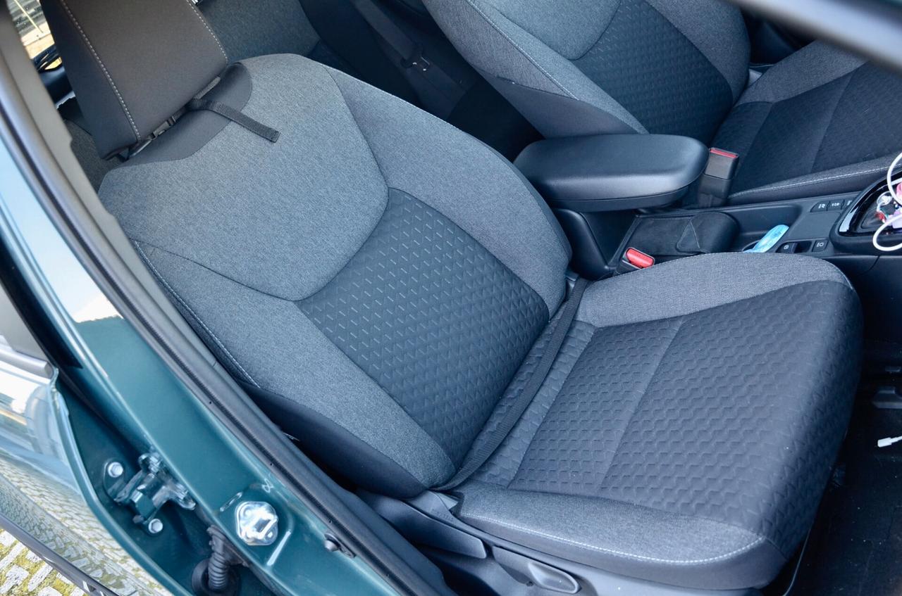 TOYOTA YARIS CROSS 1.5 HYBRID TREND FWD 130cv E-CVT, GARANZIA TOYOTA, UFF ITALIANA, UNICOPROPRIETARIO, FULL LED, RETROCAMERA, PERMUTE