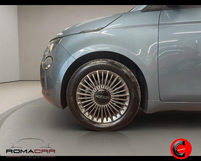 FIAT 500e 3+1 42 kWh Icon