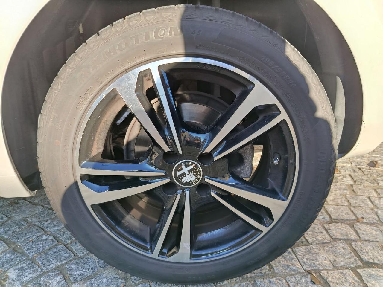 Alfa Romeo MiTo Urban 1.4 8V #8019